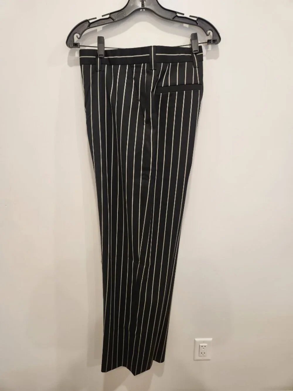 BURBERRY Italy 52 / US 36 Black Stretch Wool Pinstripe Trousers Pants New